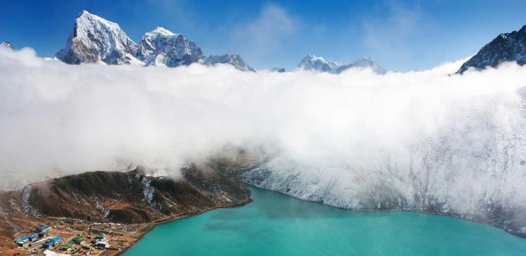 Everest Chola Pass Trek