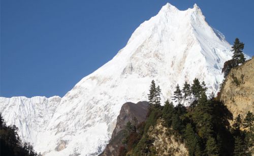 Manaslu Circuit Trek